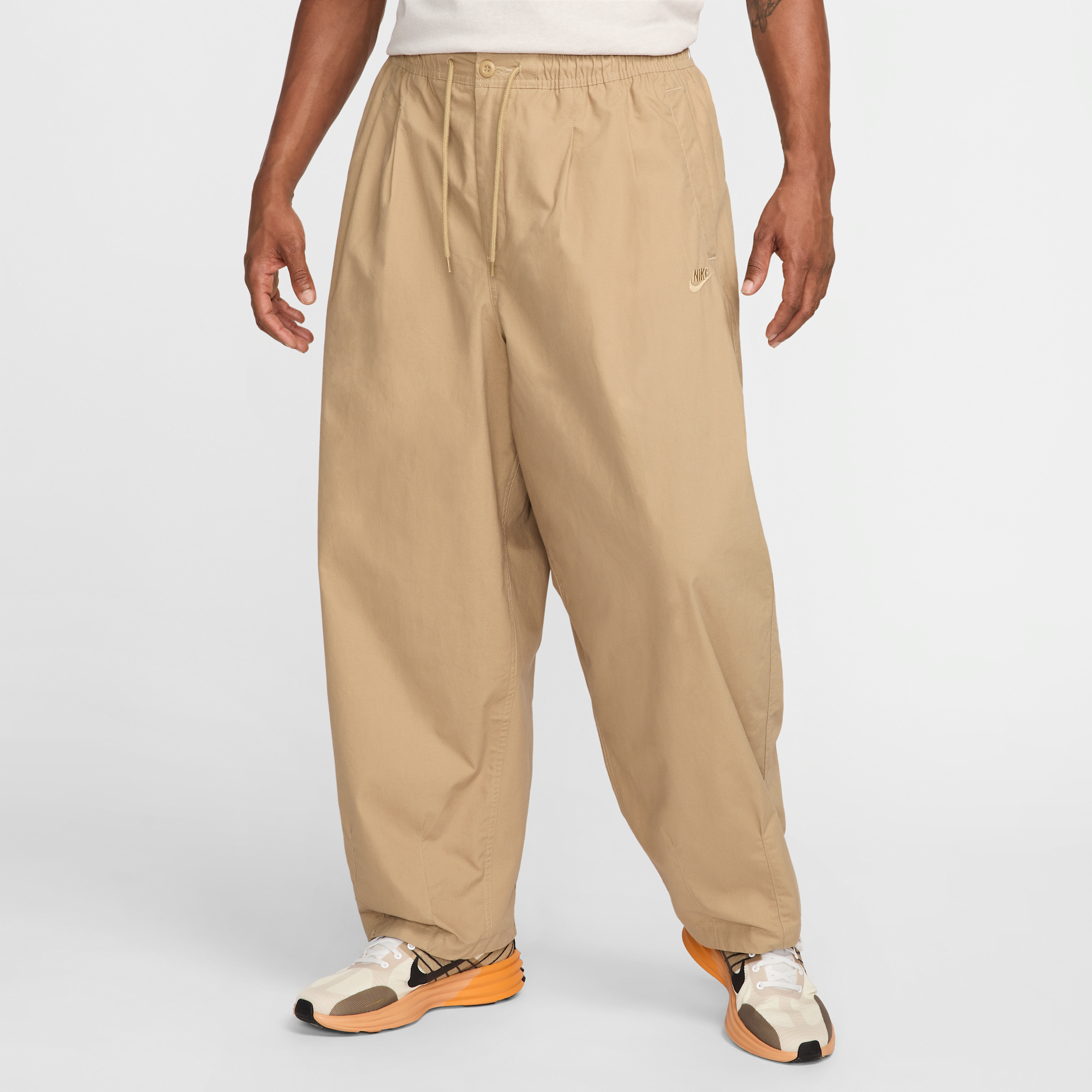 Nike Club ballonbroek voor heren - Bruin