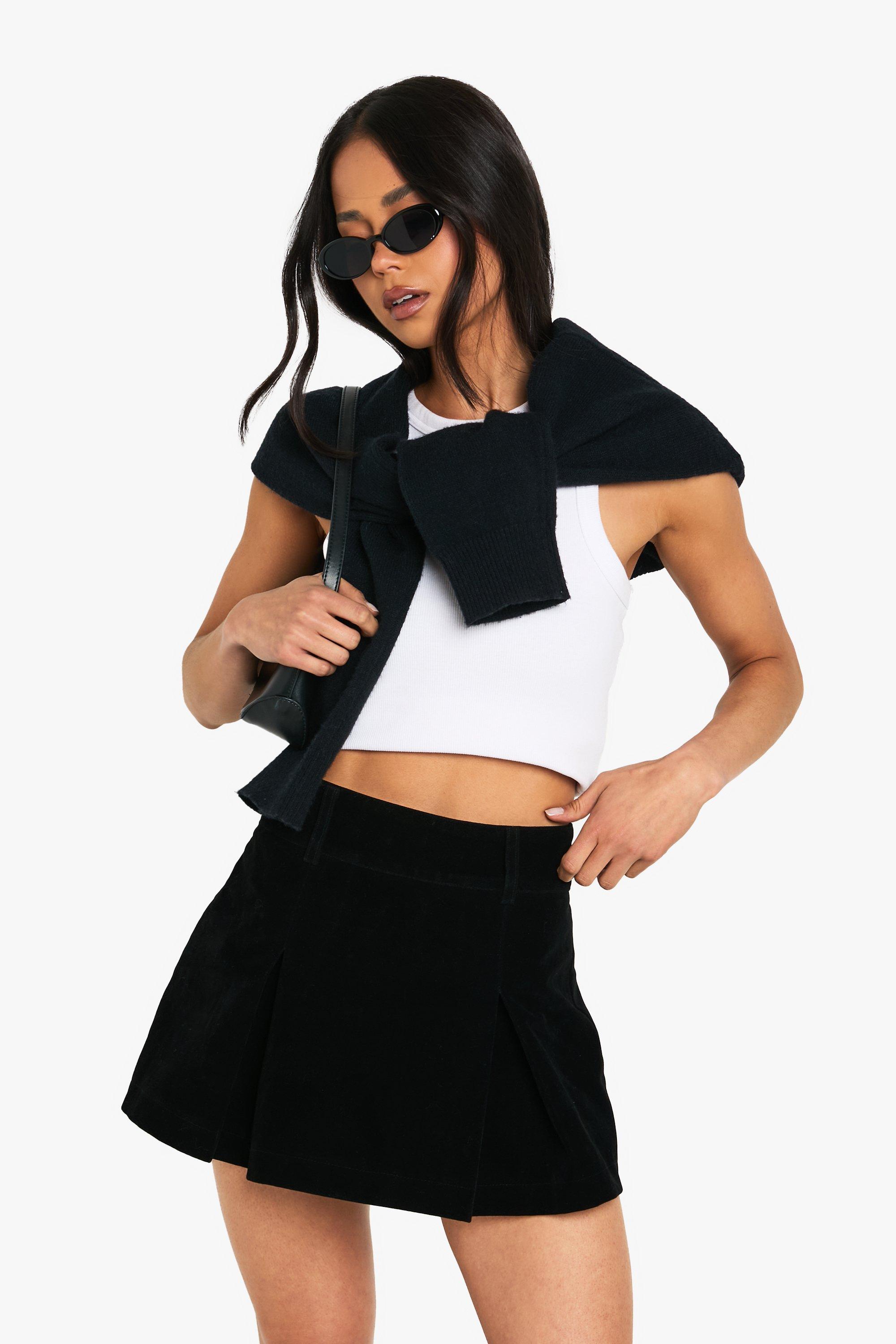 Boohoo Geplooid Nep Suède Mini Rokje, Black