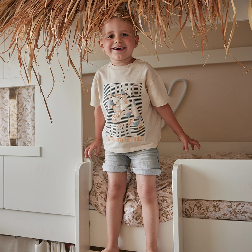 Dirkje-collectie T-shirtje loose fit (sand)
