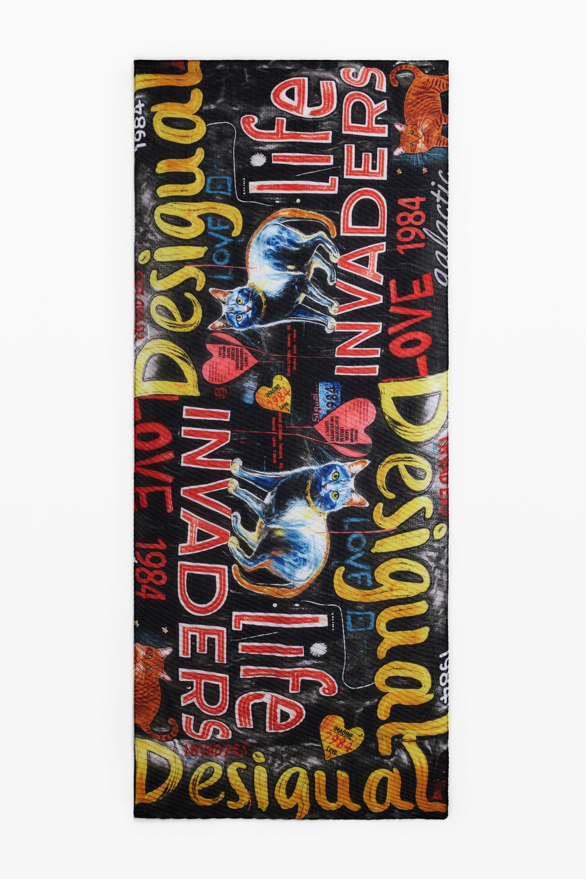 desigual Sjaal met letters en katten - BLACK
