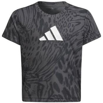 Adidas T-shirt  -