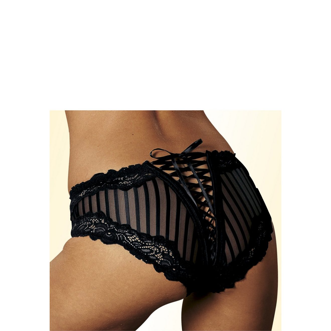 petite fleur gold Tangaslip met erotische vetersluiting achter