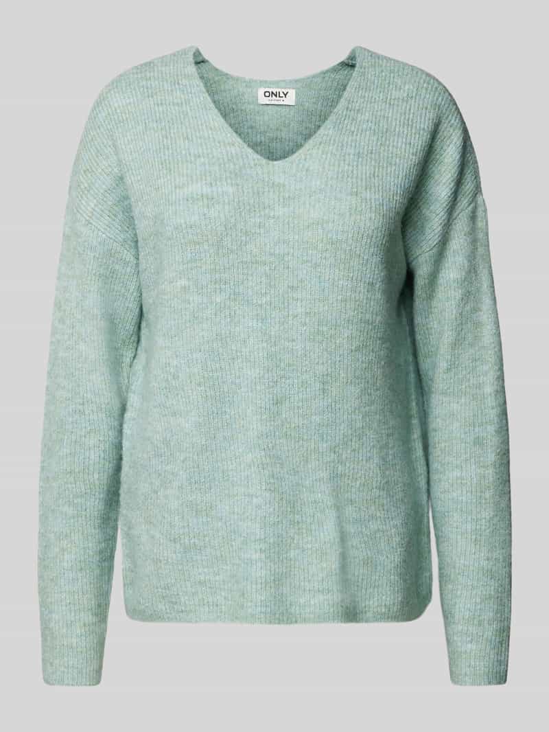 Only Regular fit gebreide pullover met V-hals, model 'CAMILLA'