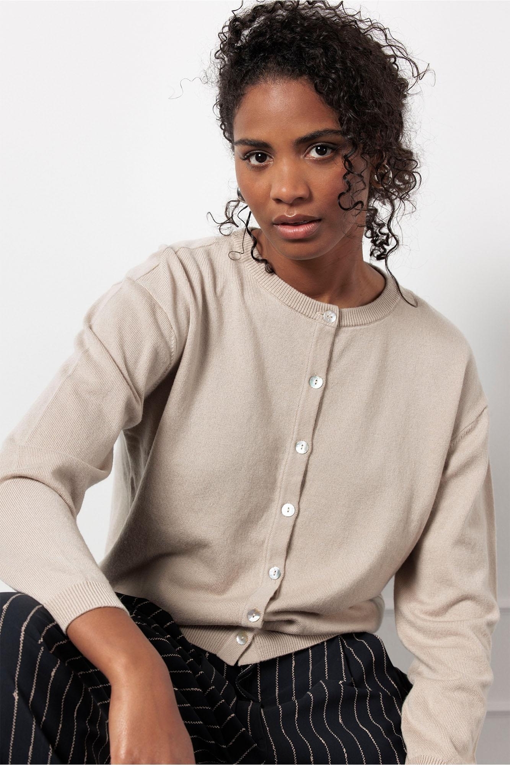 Studio Anneloes Bibi Cashmere Cardigan 12500 Vest 2200 Latte