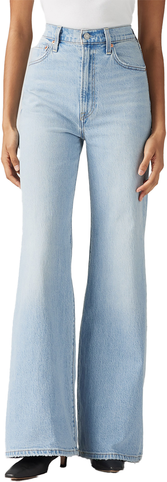 Levi's Ribcage bells sits well together