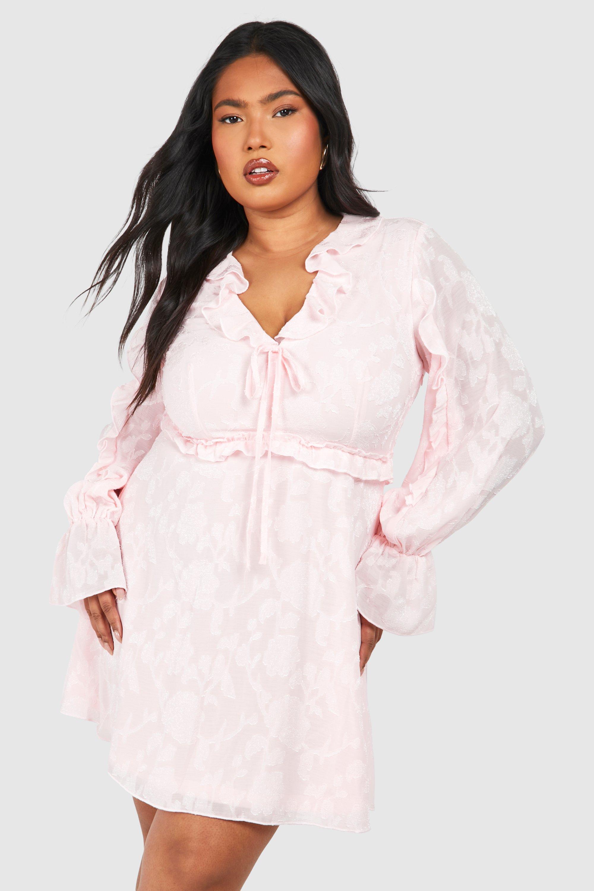 Boohoo Plus Jaquard Bloemen Mini Jurk Met Ruches, Blush