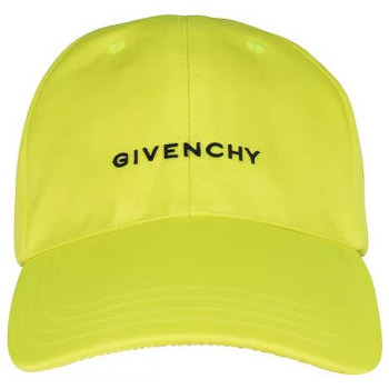 Pet Givenchy -