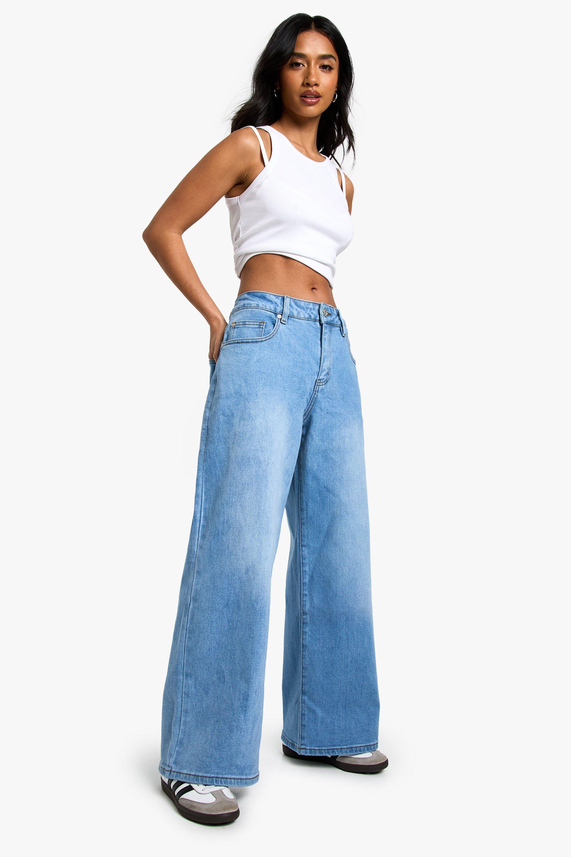Boohoo Petite Boyfriend Jeans, Light Wash