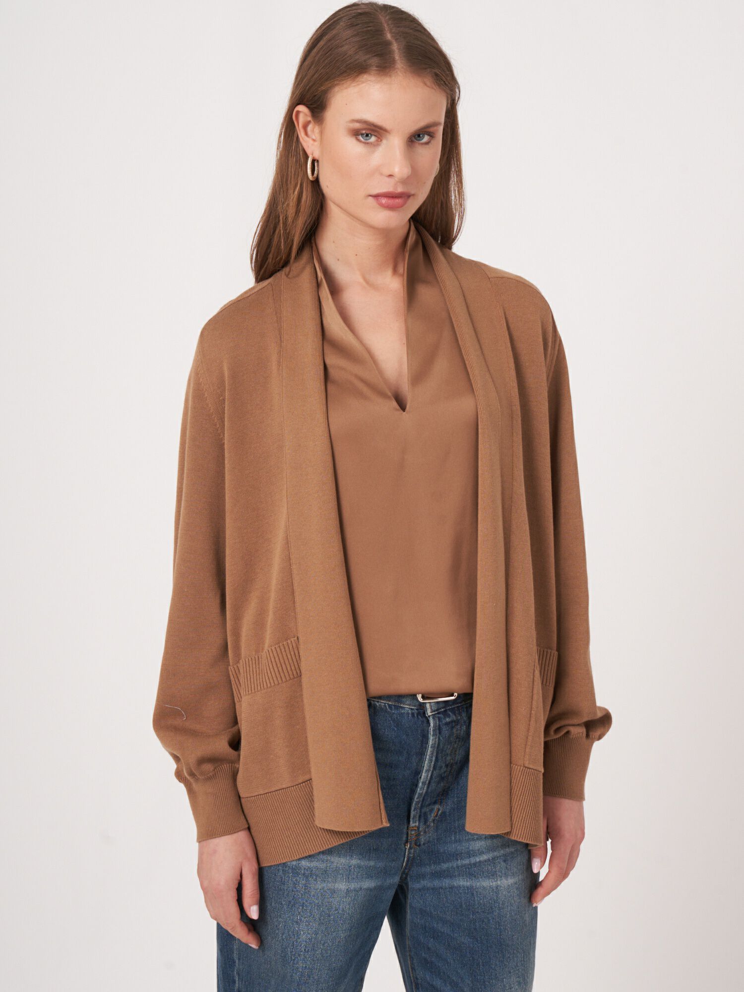 REPEAT cashmere Fijn gebreid vest van katoenmix met zakken