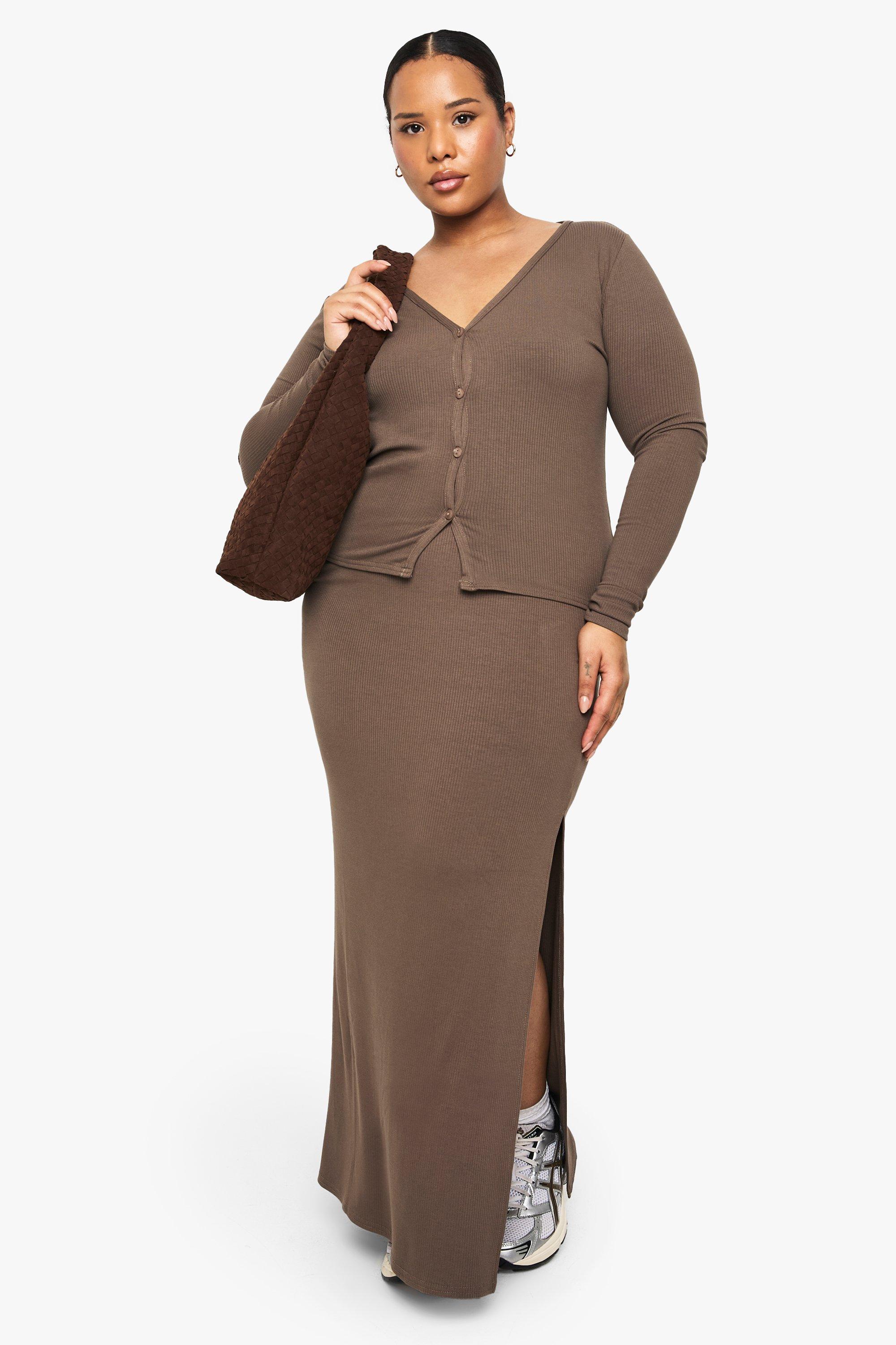 Boohoo Plus Zachte Geribbelde Long Line Doorknoop Gilet, Taupe