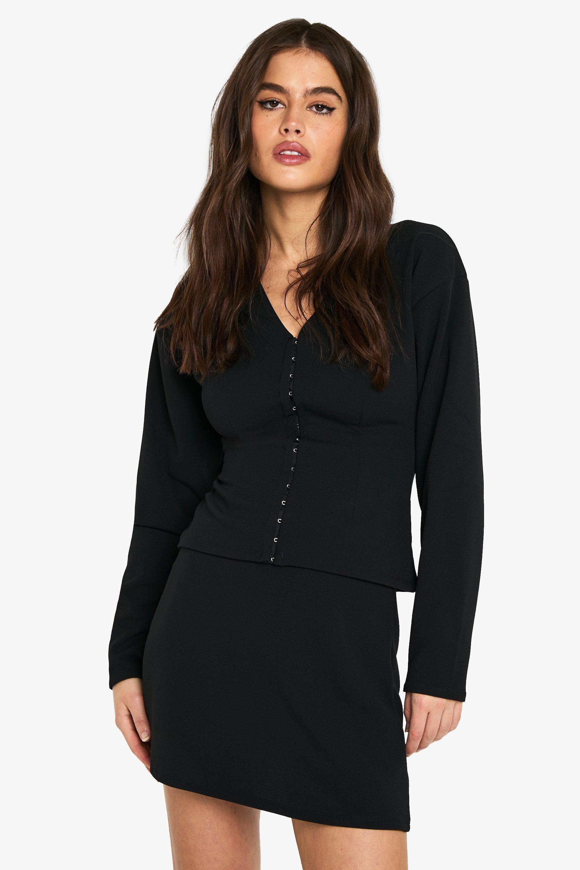 Boohoo Top Met V-Hals Met Haakjes En Mini Rokje, Black