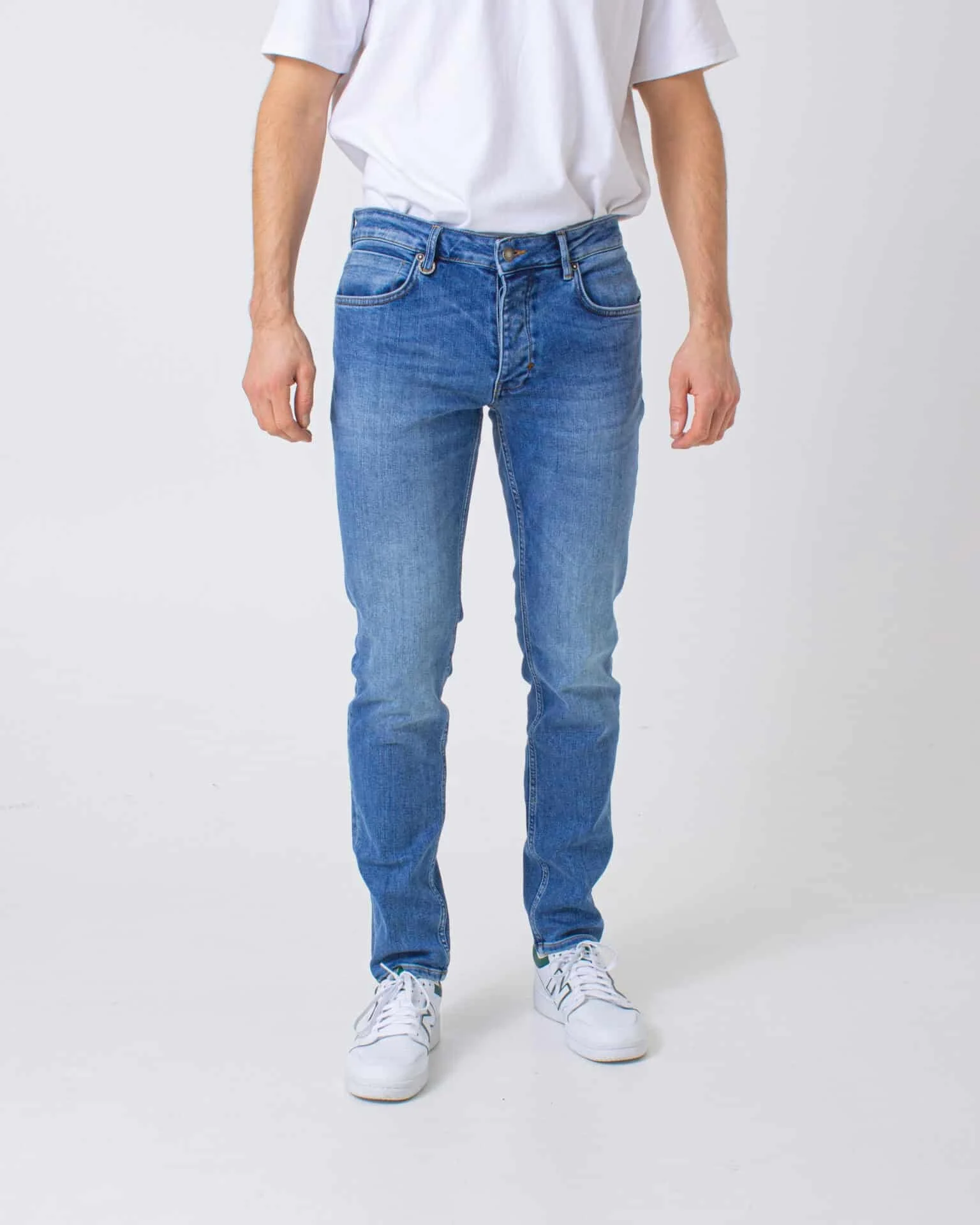 Neuw Lou slim hedge 6940-light indigo m51j01 jeans