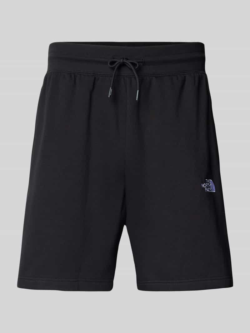 The North Face Relaxed fit sweatshorts met labelstitching