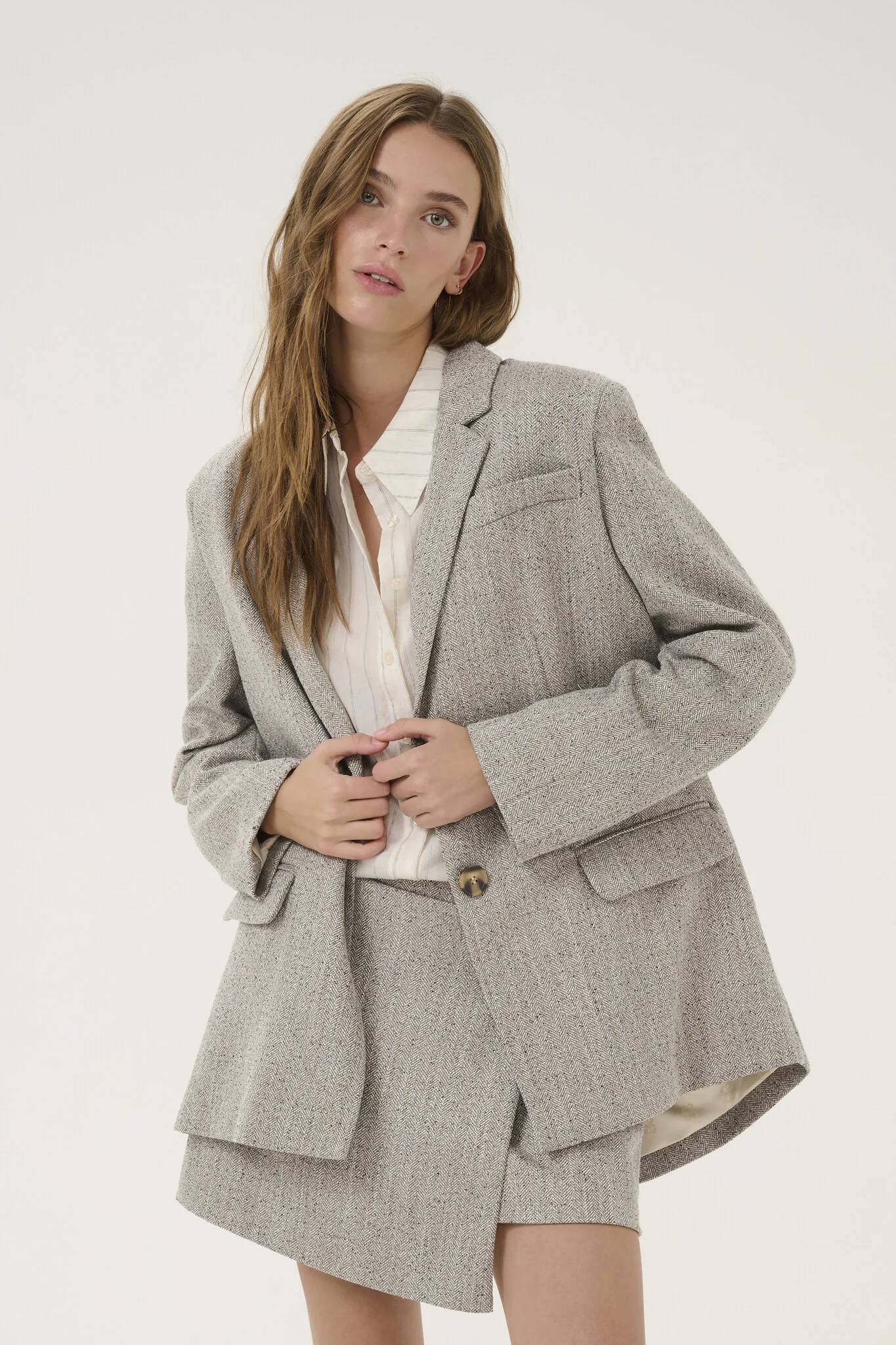 My Essential Wardrobe 10705045 emmy blazer