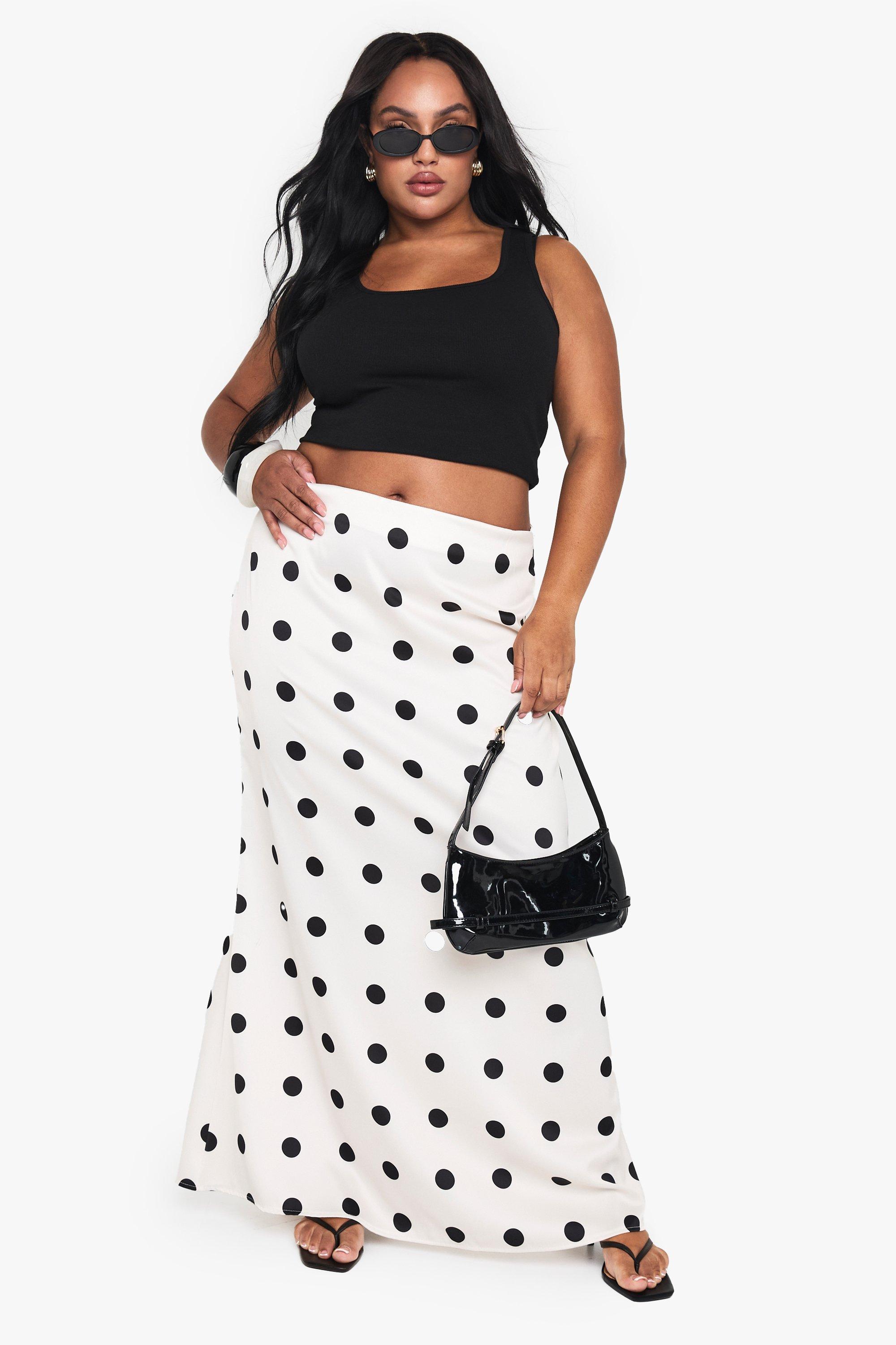 Boohoo Plus Satijnen Maxi Jurk Met Stippen, Black