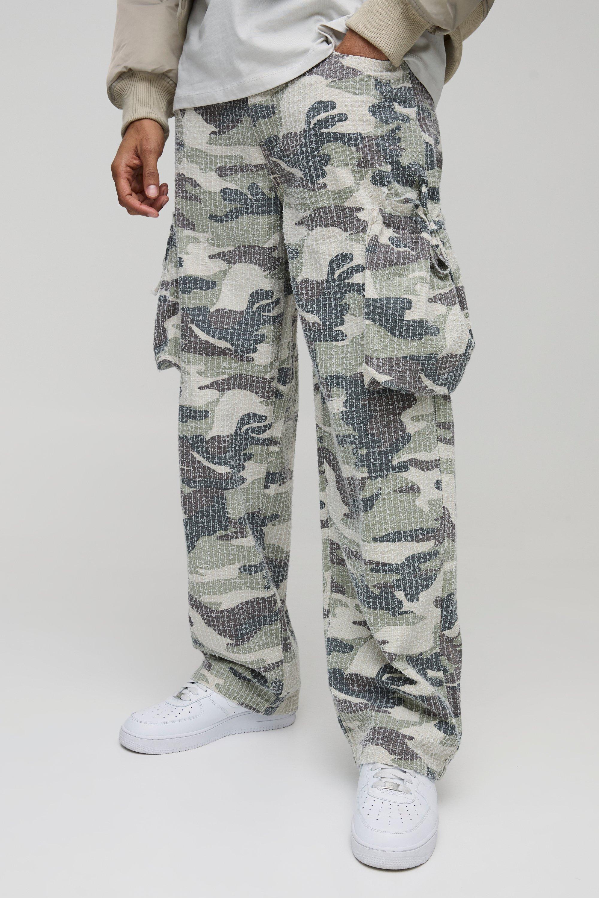 Boohoo Baggy Ribfluwelen Versleten Camo Cargo Broek, Khaki