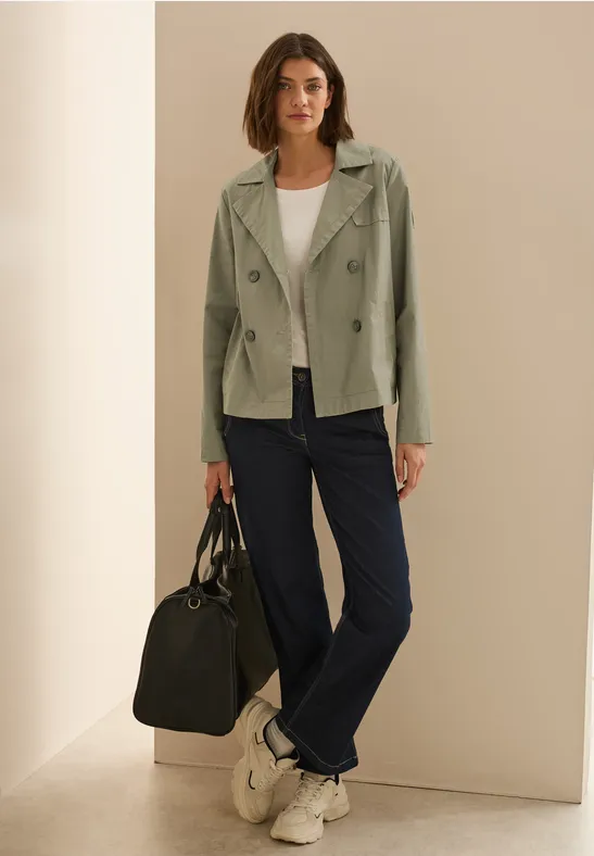 cecil Korte trenchcoat