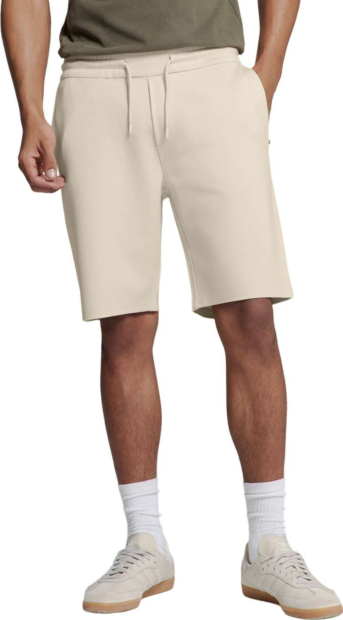 No Excess Short jersey cement