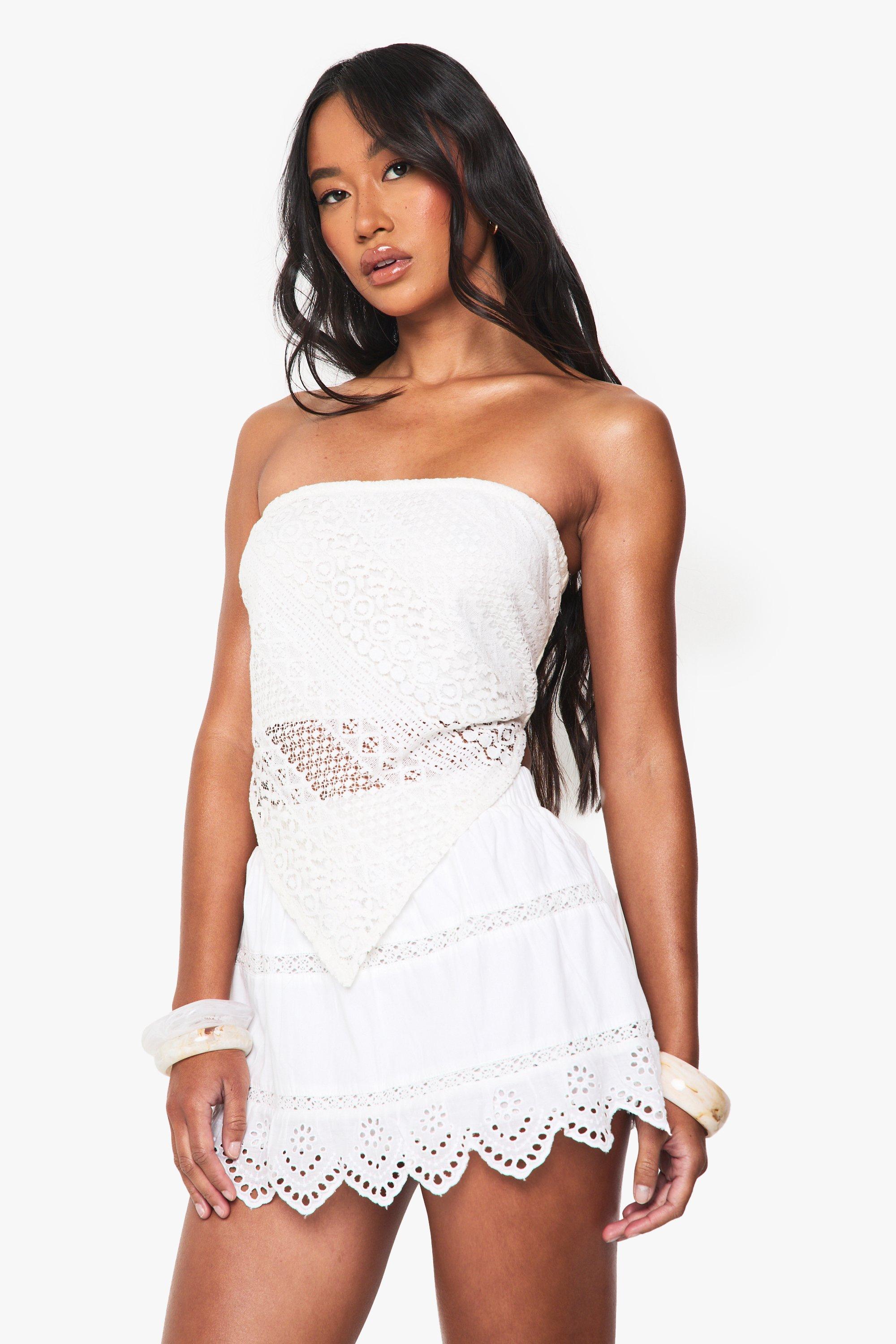 Boohoo Mini Rokje Met Broderie Zoom En Kanten Insert, White