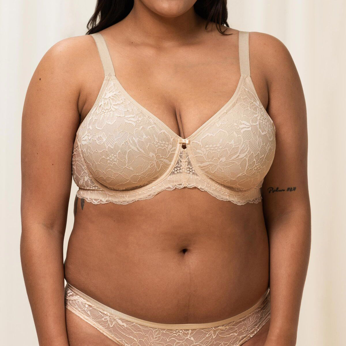 Triumph Amourette Charm W02 BH met beugel, creme