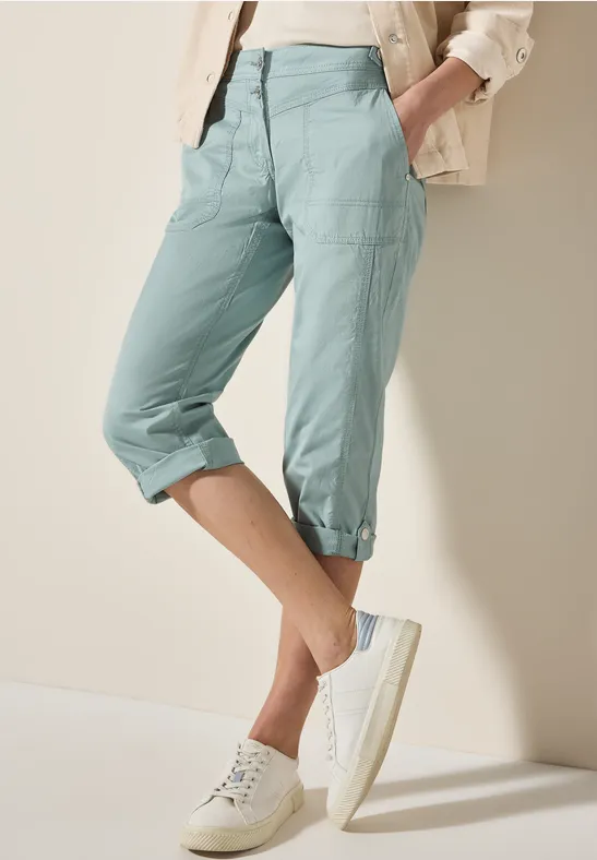 Cecil Capribroek Stijl New York met knoopdetails op de boord