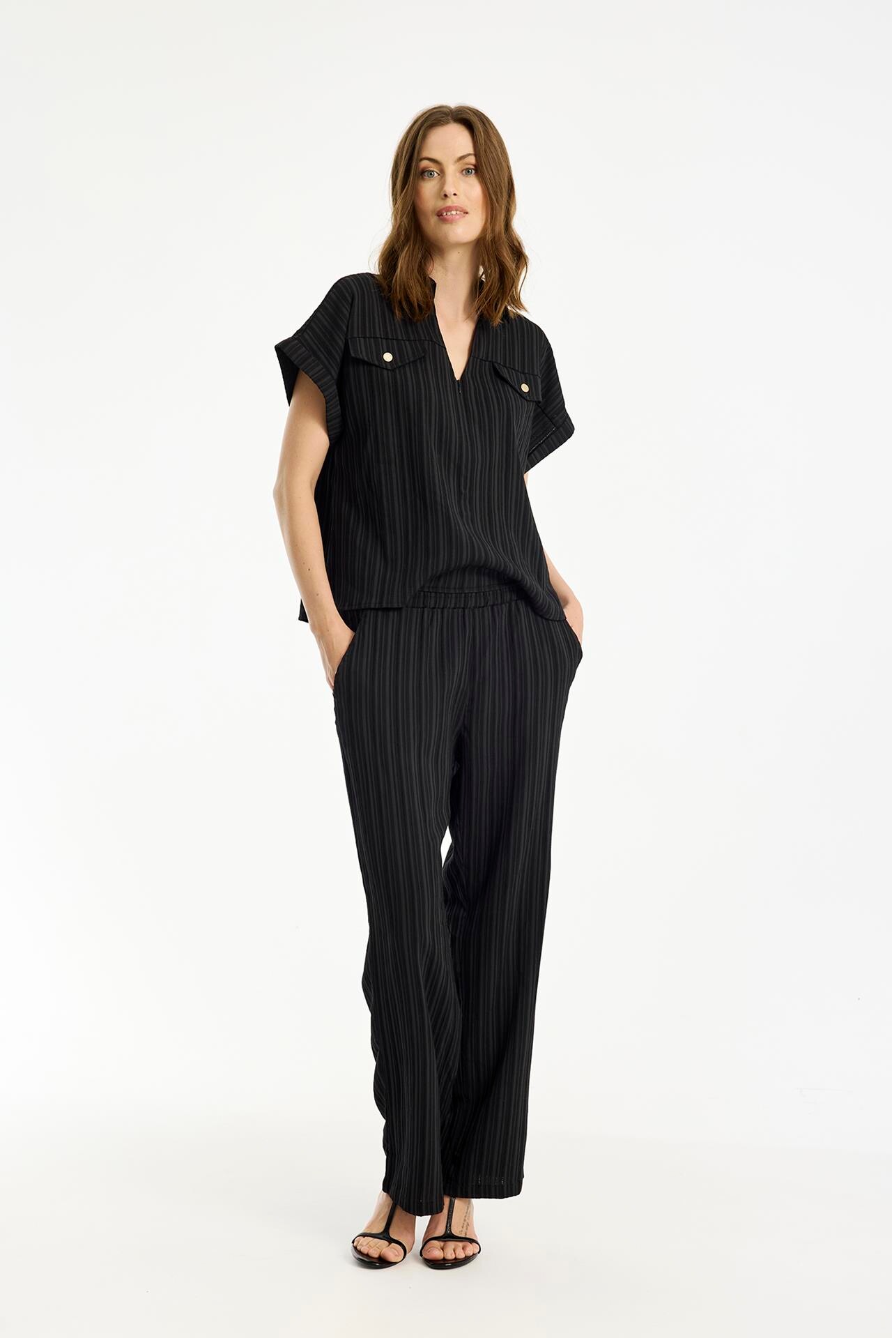 IN FRONT CAMILLA JUMPSUIT 16602 999 (Black 999)