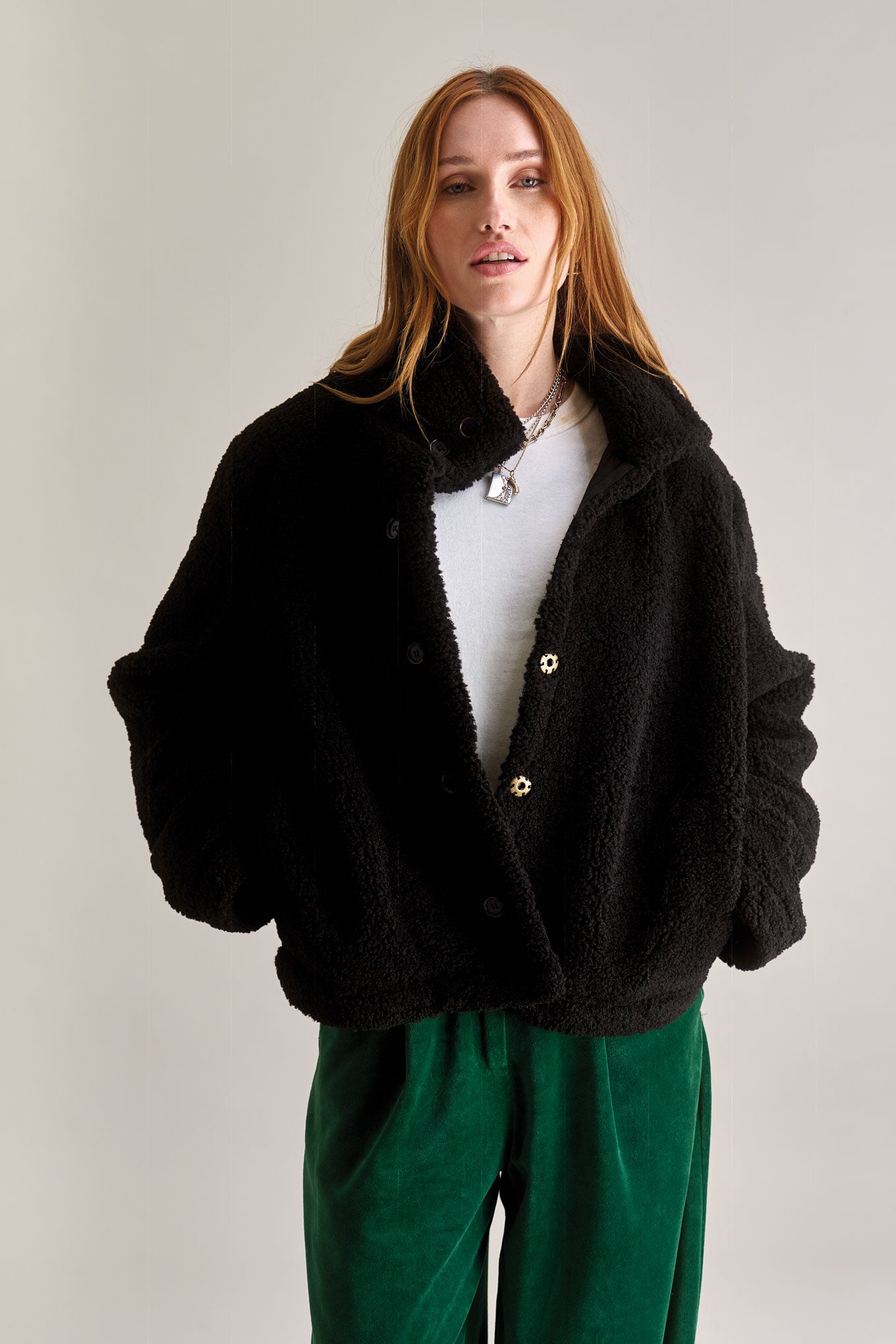 KOMODO Damen vegan Jacke Isobel Schwarz