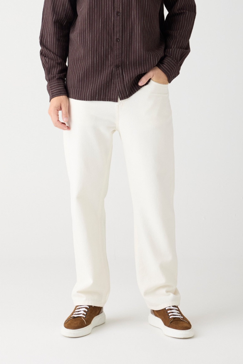 KnowledgeCotton Apparel Herren vegan Hose Weit Twill Flint Egret WeiÃŸ