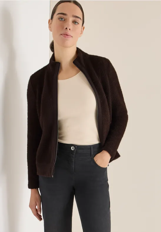 Cecil Vest