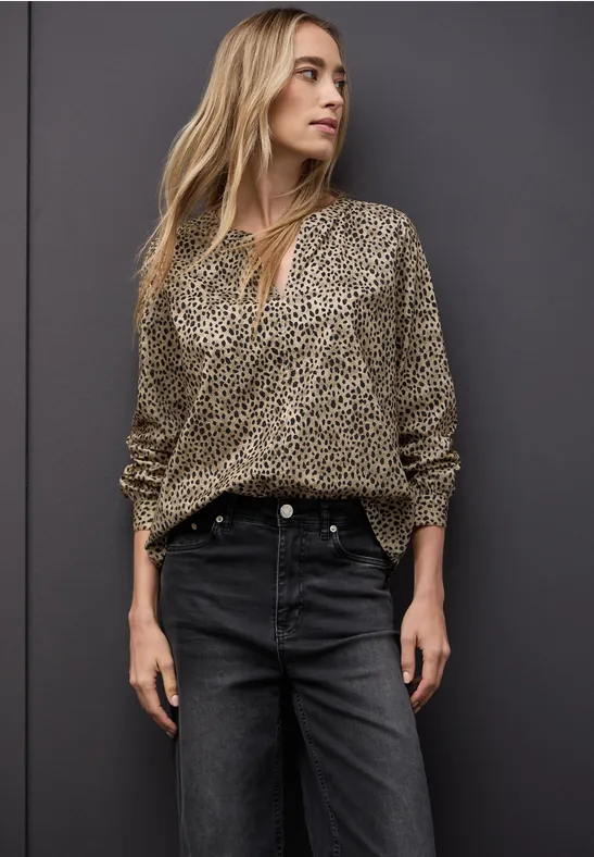 Street One Corduroy blouse in leo look -