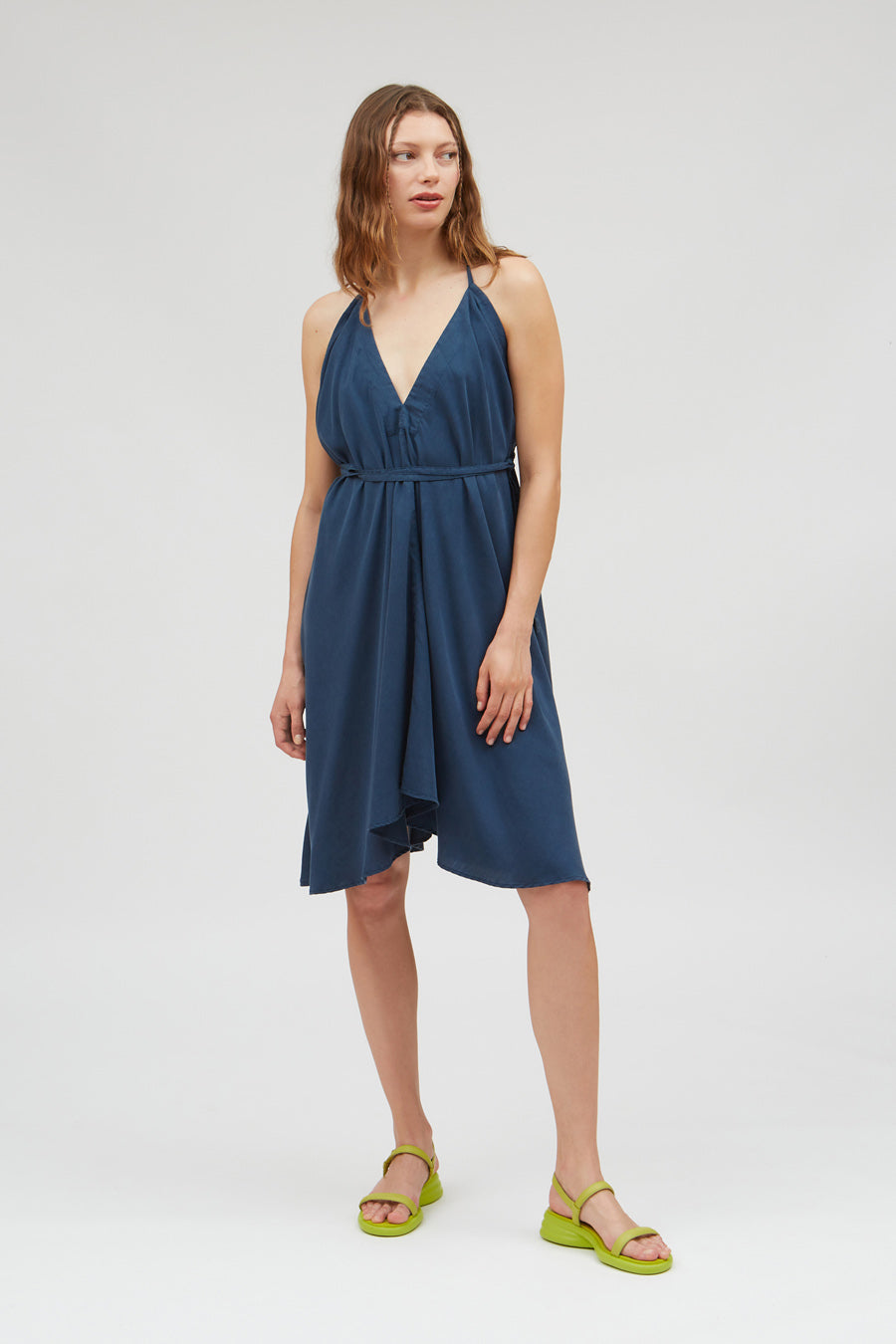 SUITE13LAB Damen vegan Kleid Mp Kurz Blau Nacht