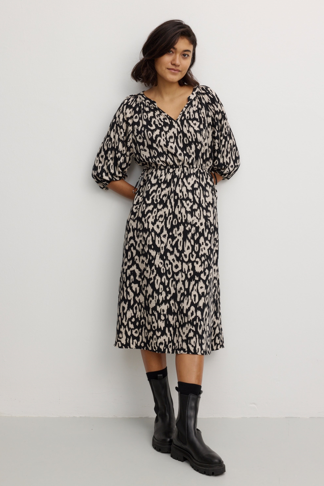 Recolution Damen vegan Kleid Nemesia Blot Schwarz