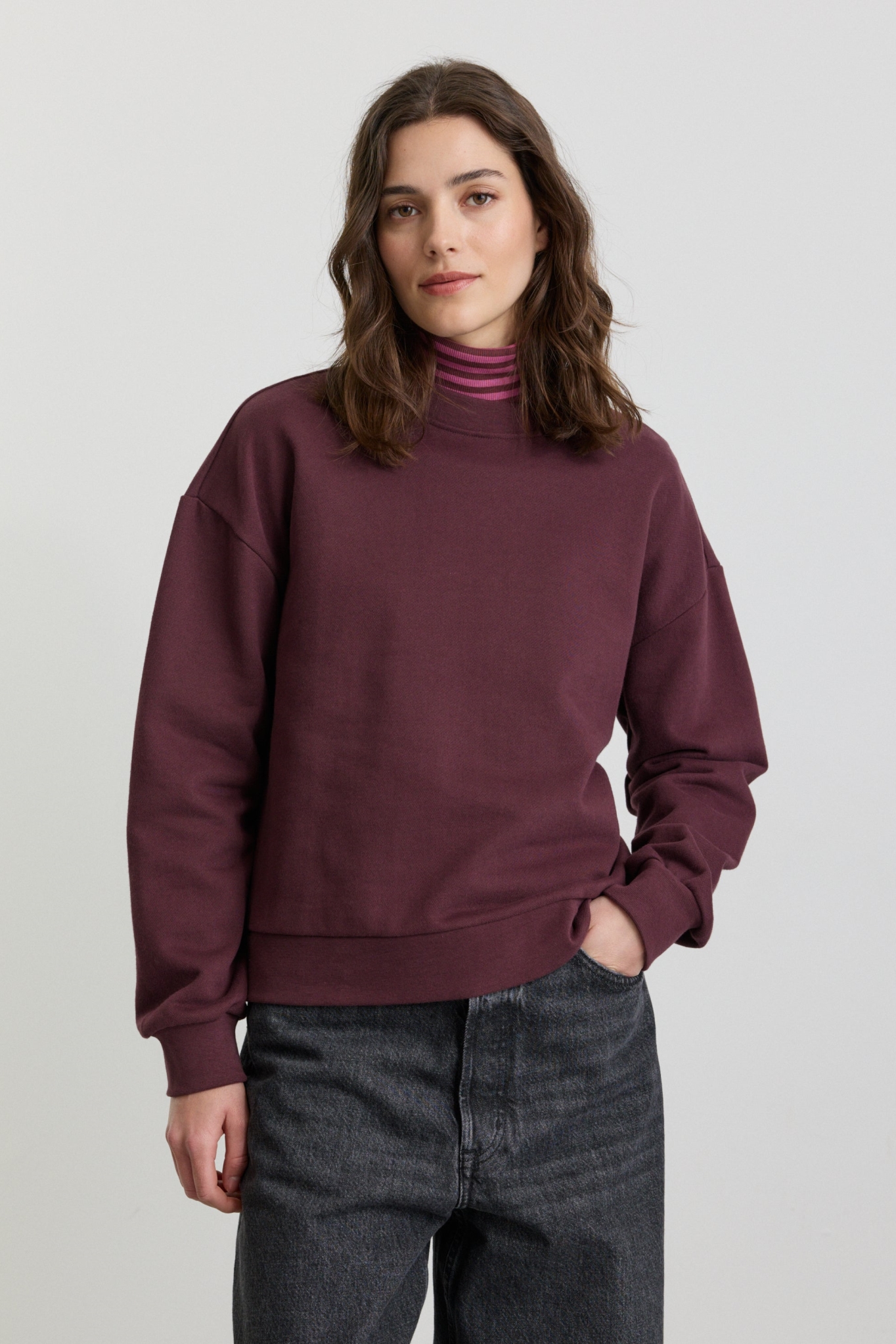 Recolution Damen vegan Sweatshirt Nerine Dunkelviolett