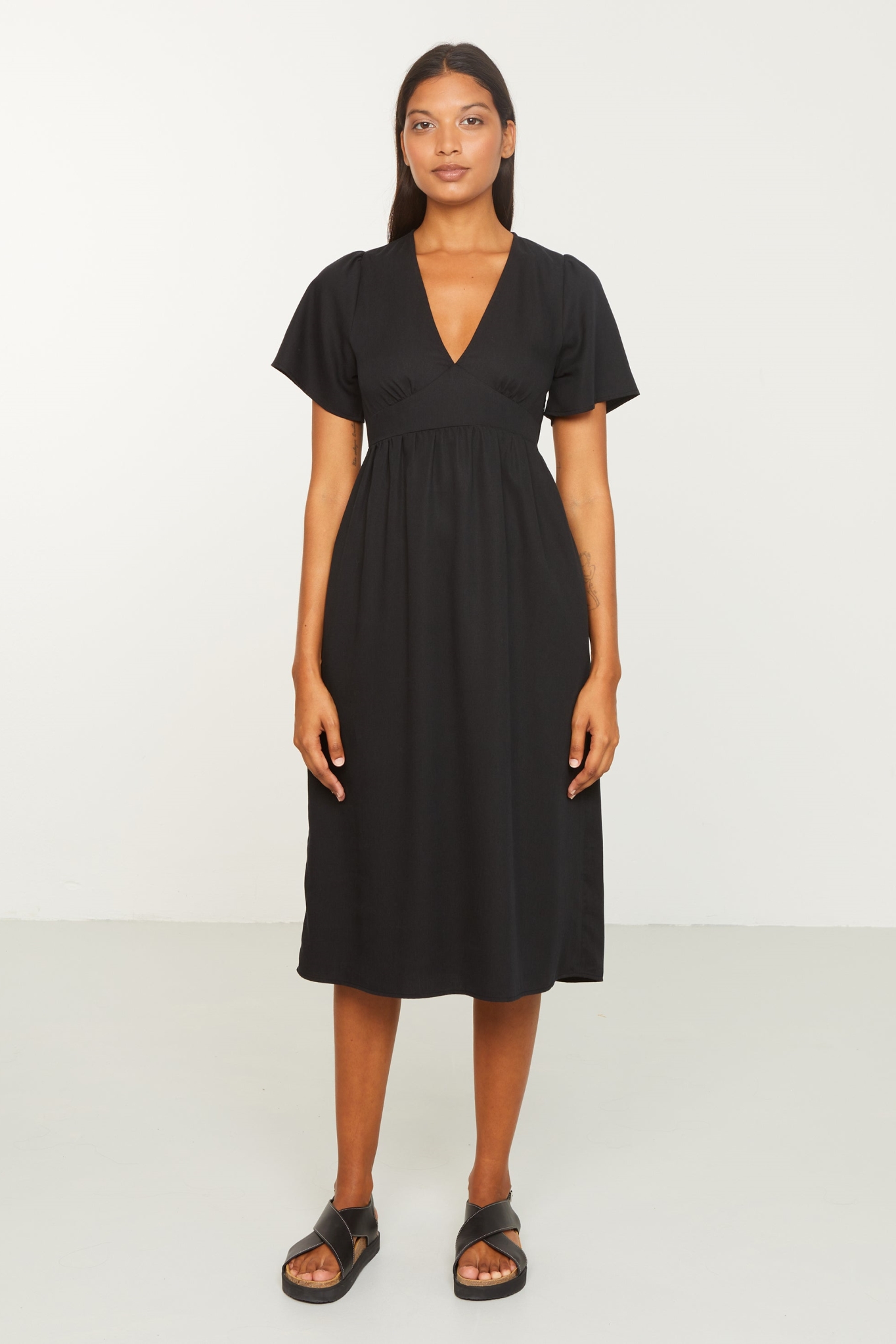 Recolution Damen vegan Kleid Fittonia Schwarz