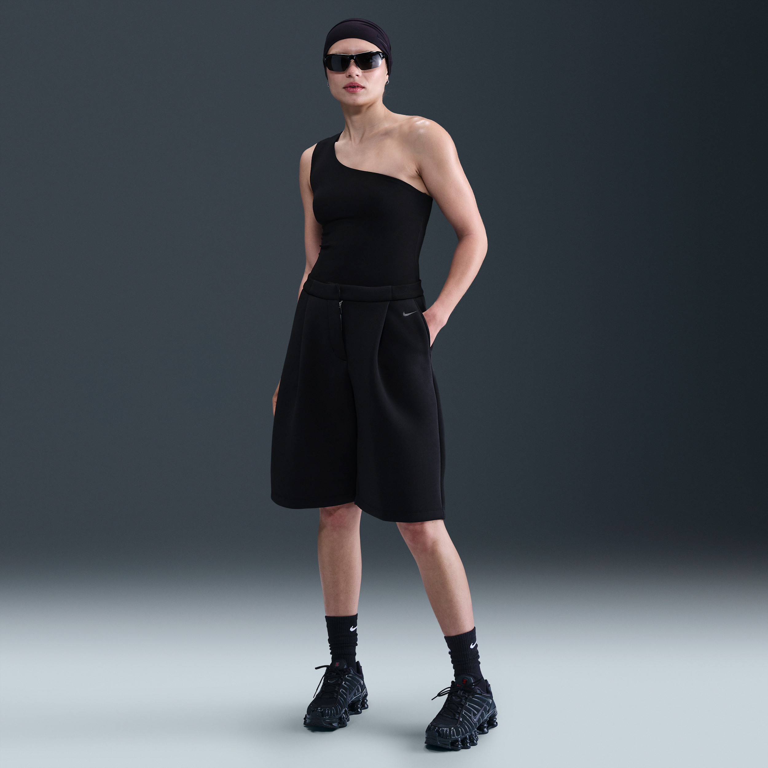 Nike Modern Fleece ruimvallende damesshorts met halfhoge taille - Zwart