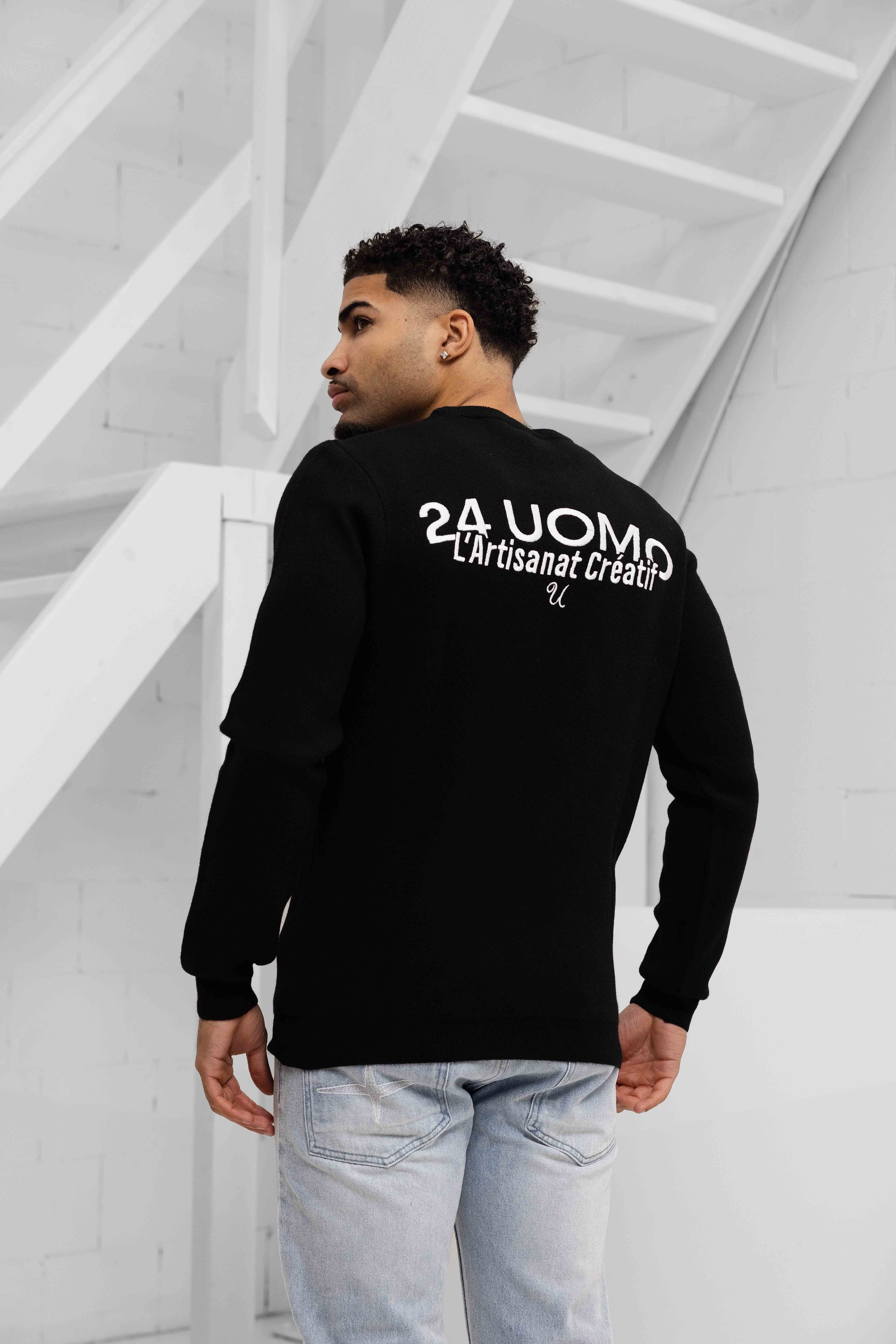 24 Uomo Knitted Sweater Zwart