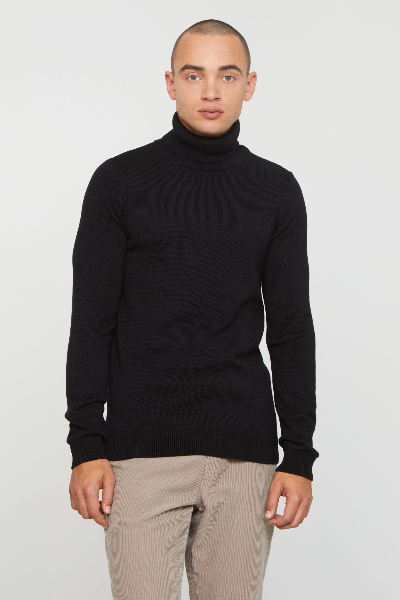 Recolution Herren vegan Rollkragenpullover Pine Schwarz