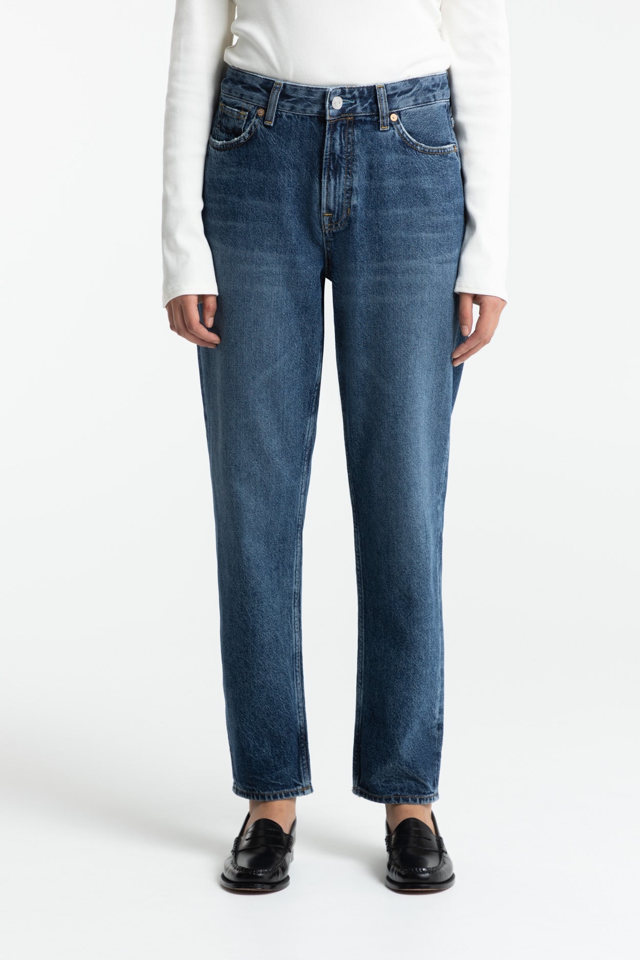 Kings Of Indigo Damen vegan Jeans Cropped Caroline Zintare Dunkel