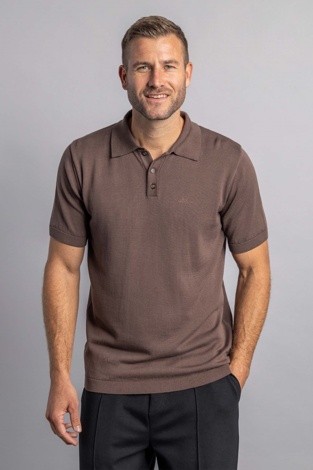 DIRTS Herren vegan Strick-Poloshirt Kastanienbraun