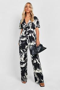 Boohoo Plus Geweven Marmerprint Jumpsuit Met Engelenmouwen, Black