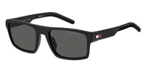 TOMMY HILFIGER EYEWEAR TH 1977/S | Herren-Sonnenbrille | Eckig | Fassung: Kunststoff Schwarz | Glasfarbe: Grau