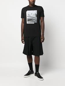 BOSS photographic-print crew-neck T-shirt - Zwart