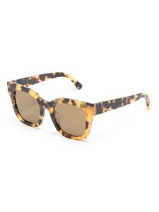HUMA EYEWEAR Zonnebril met oversized montuur - Beige