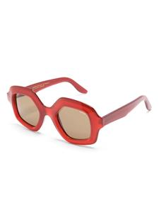 Lapima Cecilia onnebril met oversized montuur - Rood