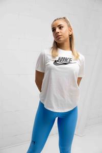 Nike Sportswear Essentials T-shirt