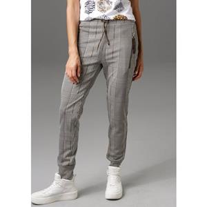 Aniston CASUAL Schlupfhose, mit beschrifteten Tapes an den 2 Reißverschluss-Taschen