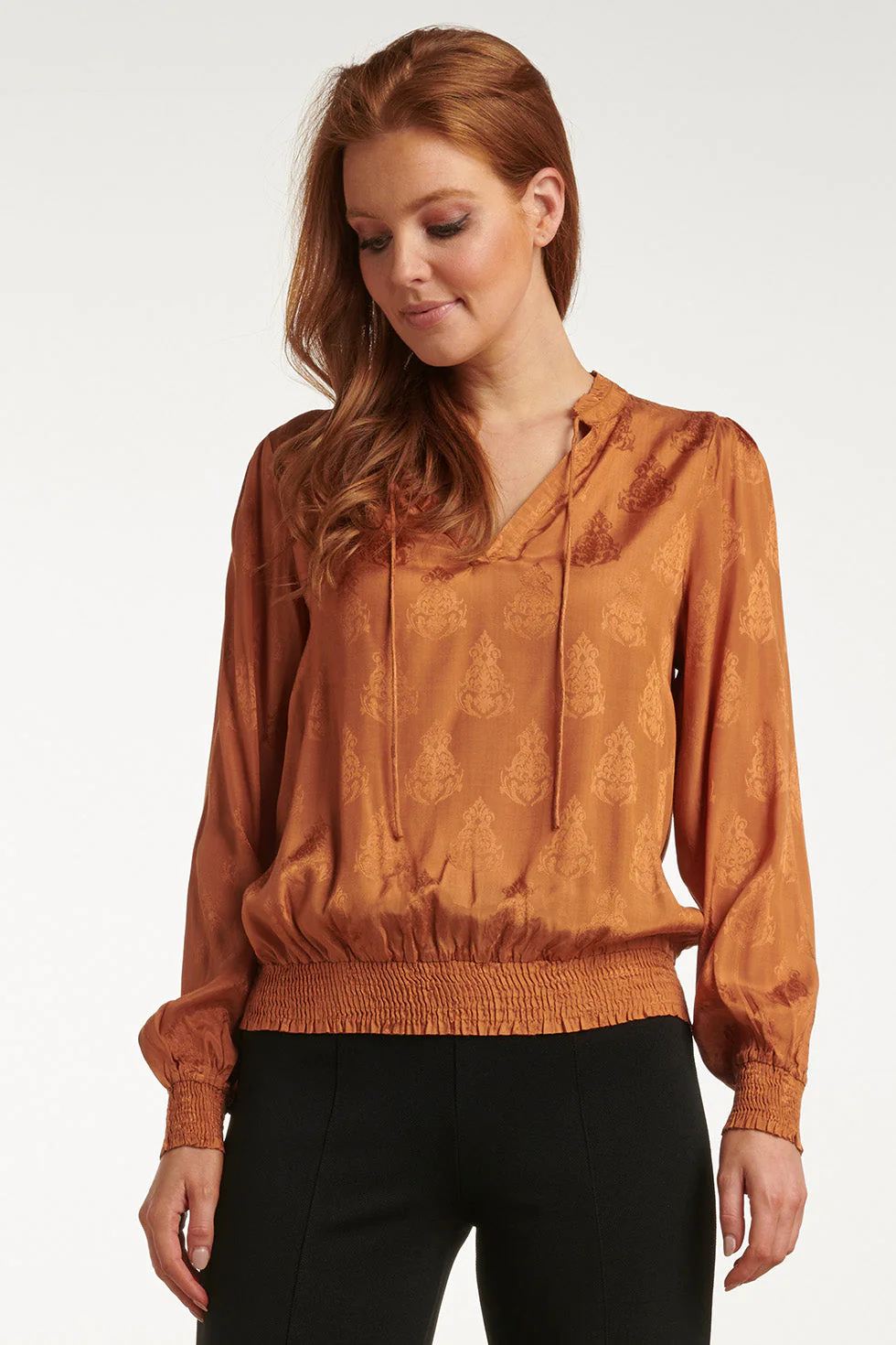 Smashed Lemon 23761-240 mosterdgele v-hals top voor dames
