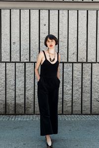 M.R BRAVO Damen vegan Jumpsuit Mono Clave Venecia Schwarz