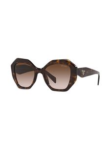 Prada Eyewear Zonnebril met oversized montuur - Bruin
