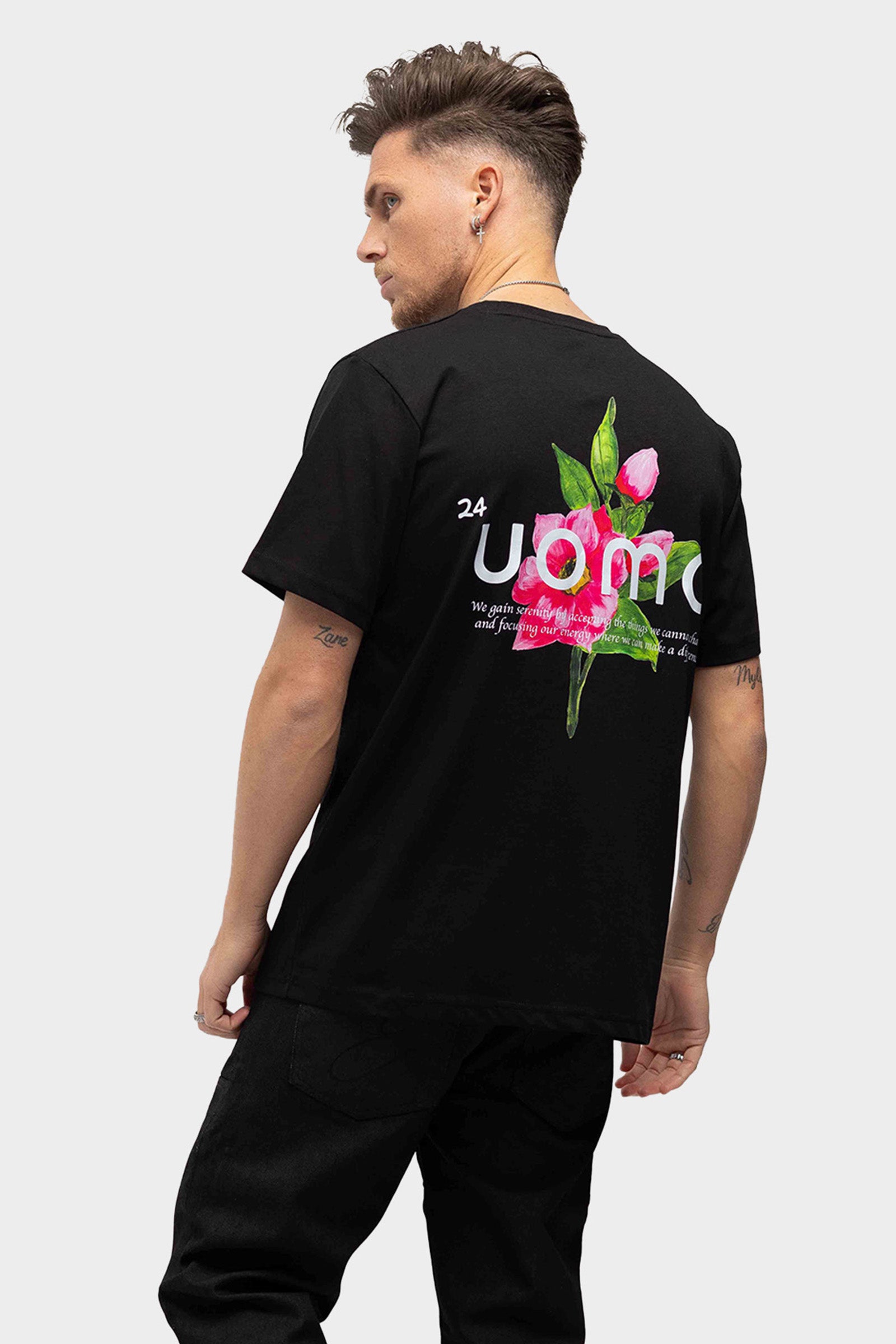 24 Uomo Flora T-shirt Zwart PRE-ORDER 5 APRIL